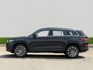 2024 Skoda Kodiaq 1.5 Tsi Act Se L Executive SUV 5dr Petrol DSG Euro 6 (s/s) (7 Seat) (150 Ps) in Black — image 4