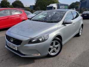 2013 Volvo V40 2.0 D3 Se in Silver — image 3