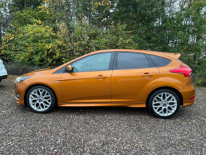 2017 Ford Focus 1.0t Ecoboost St-Line Hatchback 5dr Petrol Manual Euro 6 (s/s) (125 Ps) in Orange — image 6