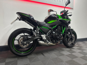 2022 Kawasaki Z650 650 Supernaked Euro 5 in Green — image 5
