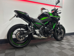 2022 Kawasaki Z650 650 Supernaked Euro 5 in Green — image 6