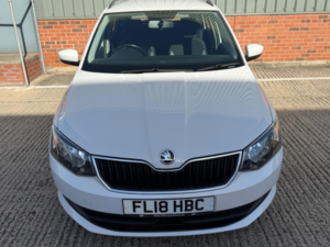 2018 Skoda Fabia 1.0 Tsi Se Euro 6 (s/s) 5dr in White — image 2