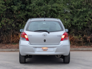 2009 Toyota Yaris 1.0 Vvt-I T2 in Silver — image 6
