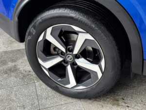 2021 Nissan Qashqai 1.3 Dig-T Mhev Premiere Edition Xtron Euro 6 (s/s) 5dr in Blue — image 5