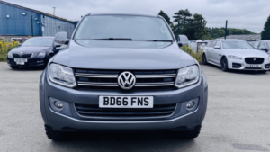 2016 Volkswagen Amarok 2.0 Bitdi Bluemotion Tech Highline in Grey — image 5