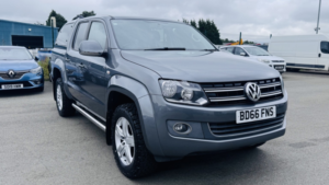 2016 Volkswagen Amarok 2.0 Bitdi Bluemotion Tech Highline in Grey — image 6