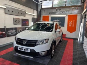 2014 Dacia Sandero Stepway 1.5 Dci Ambiance Euro 5 5dr in White — image 2