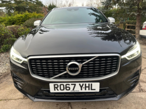 2017 Volvo Xc60 2.0 R-Design D4 AWD in Black — image 4