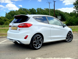 2021 Ford Fiesta St-3 1.5 3-Door - Performance Pack, Sat Nav, B And O - Full Ford History - 40,300 Miles - Unmodified in White — image 2