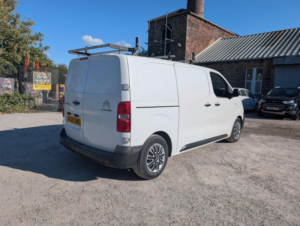 2021 Citroen Dispatch 1.5 Bluehdi 1000 Enterprise M Fwd 2 Euro 6 (s/s) 6dr in White — image 3