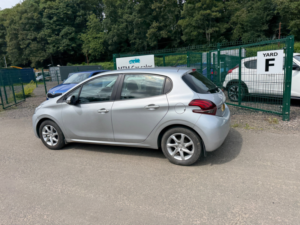 2017 Peugeot 208 1.2 Puretech Active Hatchback 5dr Petrol Manual Euro 6 (82 Ps) in Silver — image 4