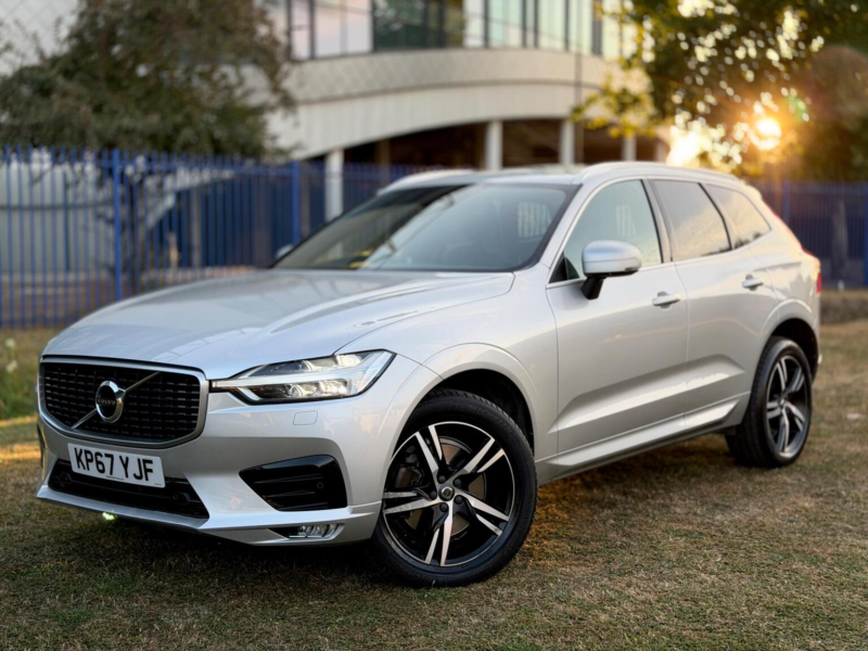 2017 Volvo Xc60 2.0 D5 Powerpulse R-Design Auto AWD Euro 6 (s/s) 5dr in Silver — image 1