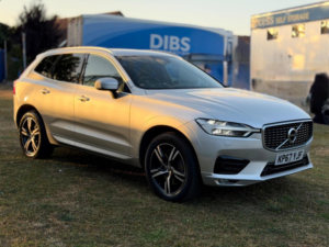 2017 Volvo Xc60 2.0 D5 Powerpulse R-Design Auto AWD Euro 6 (s/s) 5dr in Silver — image 6