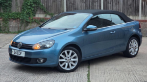 2015 Volkswagen Golf 1.4 Tsi S Cabriolet Euro 5 2dr in Blue — image 2
