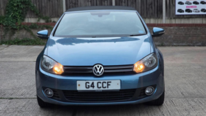 2015 Volkswagen Golf 1.4 Tsi S Cabriolet Euro 5 2dr in Blue — image 3
