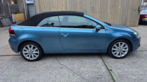 2015 Volkswagen Golf 1.4 Tsi S Cabriolet Euro 5 2dr in Blue — image 4