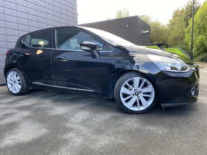 2014 Renault Clio 1.5 Dynamique S Medianav Dci 90 Stop & Start in Black — image 3