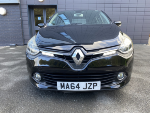 2014 Renault Clio 1.5 Dynamique S Medianav Dci 90 Stop & Start in Black — image 5