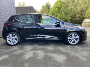 2014 Renault Clio 1.5 Dynamique S Medianav Dci 90 Stop & Start in Black — image 6