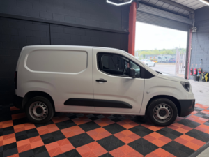 2024 Vauxhall Combo 1.5 Turbo D 2300 Prime Panel Van 5dr Diesel Manual L1 H1 Euro 6 (s/s) (100 Ps) in White — image 3