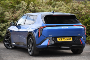 2025 Kia Ev4 81.4kwh Gt-Line S Hatchback 5dr Electric Auto (201 Bhp) in Blue — image 3
