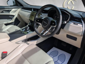 2021 Jaguar F-Pace 2.0 P250i R-Dynamic Se Auto AWD Euro 6 (s/s) 5dr in Black — image 3