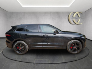 2021 Jaguar F-Pace 2.0 P250i R-Dynamic Se Auto AWD Euro 6 (s/s) 5dr in Black — image 4