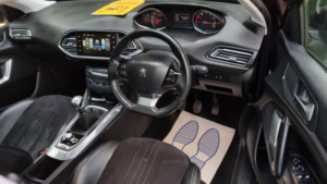 2015 Peugeot 308 1.2 E-Thp Puretech Feline Euro 6 (s/s) 5dr in Grey — image 2