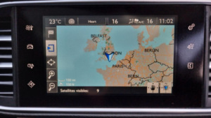 2015 Peugeot 308 1.2 E-Thp Puretech Feline Euro 6 (s/s) 5dr in Grey — image 5