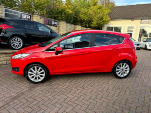 2017 Ford Fiesta 1.0t Ecoboost Titanium Powershift Euro 6 5dr in Red — image 5