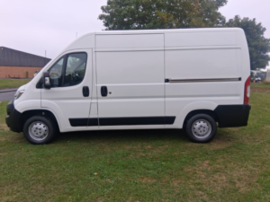 2021 Citroen Relay 2.2 Bluehdi 35 Enterprise Panel Van 5dr Diesel Manual L2 H2 Euro 6 (s/s) (140 Ps) in White — image 2