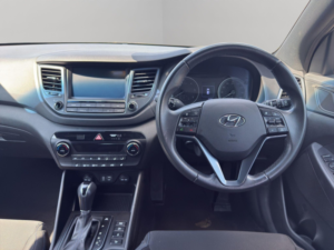 2018 Hyundai Tucson 1.7 Crdi Blue Drive Go! Se Dct Euro 6 (s/s) 5dr in Black — image 2