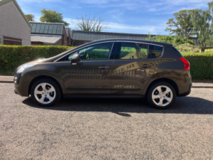 2012 Peugeot 3008 1.6 Hdi Active SUV 5dr Diesel Manual Euro 5 (112 Ps) in Brown — image 4