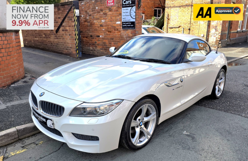 2013 BMW Z4 2.0 Z4 Sdrive20i M Sport Roadster in White — image 1