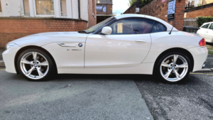 2013 BMW Z4 2.0 Z4 Sdrive20i M Sport Roadster in White — image 2