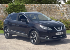 2016 Nissan Qashqai 1.5 Dci N-Tec+ 2WD Euro 6 (s/s) 5dr in Black — image 2