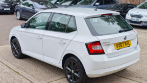 2017 Skoda Fabia 1.0 Tsi Se Euro 6 (s/s) 5dr in White — image 3