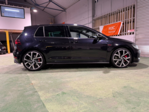 2019 Volkswagen Golf 2.0 Tsi Gti Performance in Black — image 2