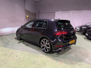 2019 Volkswagen Golf 2.0 Tsi Gti Performance in Black — image 4