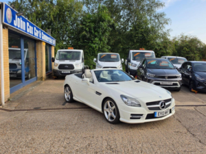 2013 Mercedes-Benz Slk 2.1 Slk250 Cdi Blueefficiency Amg Sport G-Tronic+ Euro 5 (s/s) 2dr in White — image 4