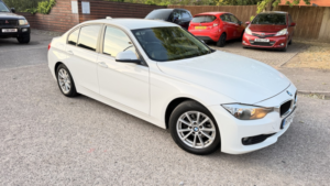 2014 BMW 3 Series 2.0 320d Efficient Dynamics Business in White — image 3