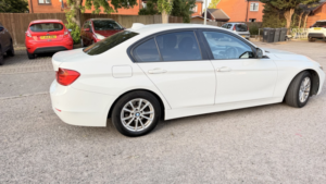 2014 BMW 3 Series 2.0 320d Efficient Dynamics Business in White — image 4