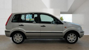 2004 Ford Fusion 1.4 2 5dr in Silver — image 5