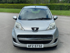 2009 Peugeot 107 1.0 12v Urban Euro 4 5dr in Silver — image 2