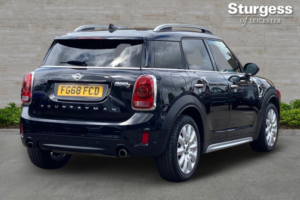 2018 MINI Countryman 2.0 Cooper S Auto Euro 6 (s/s) 5dr in Black — image 5