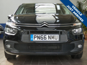 2016 Citroen C4 Picasso 1.6 Bluehdi Touch Edition MPV 5dr Diesel Manual Euro 6 (s/s) (100 Ps) in Black — image 2