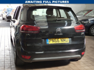 2016 Citroen C4 Picasso 1.6 Bluehdi Touch Edition MPV 5dr Diesel Manual Euro 6 (s/s) (100 Ps) in Black — image 3