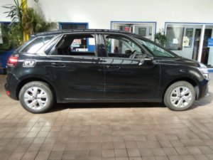 2016 Citroen C4 Picasso 1.6 Bluehdi Touch Edition MPV 5dr Diesel Manual Euro 6 (s/s) (100 Ps) in Black — image 4