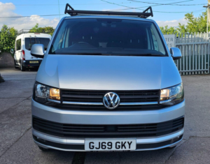 2019 Volkswagen Transporter 2.0 Tdi T28 Highline Fwd Swb Euro 6 (s/s) 5dr in Silver — image 2