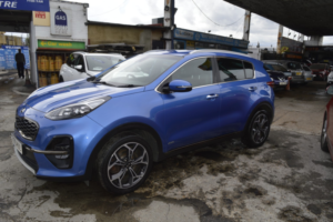 2021 Kia Sportage 1.6 T-Gdi Gt-Line in Blue — image 5